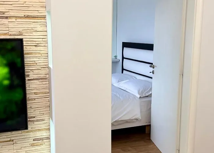 Kaila's Apartament *